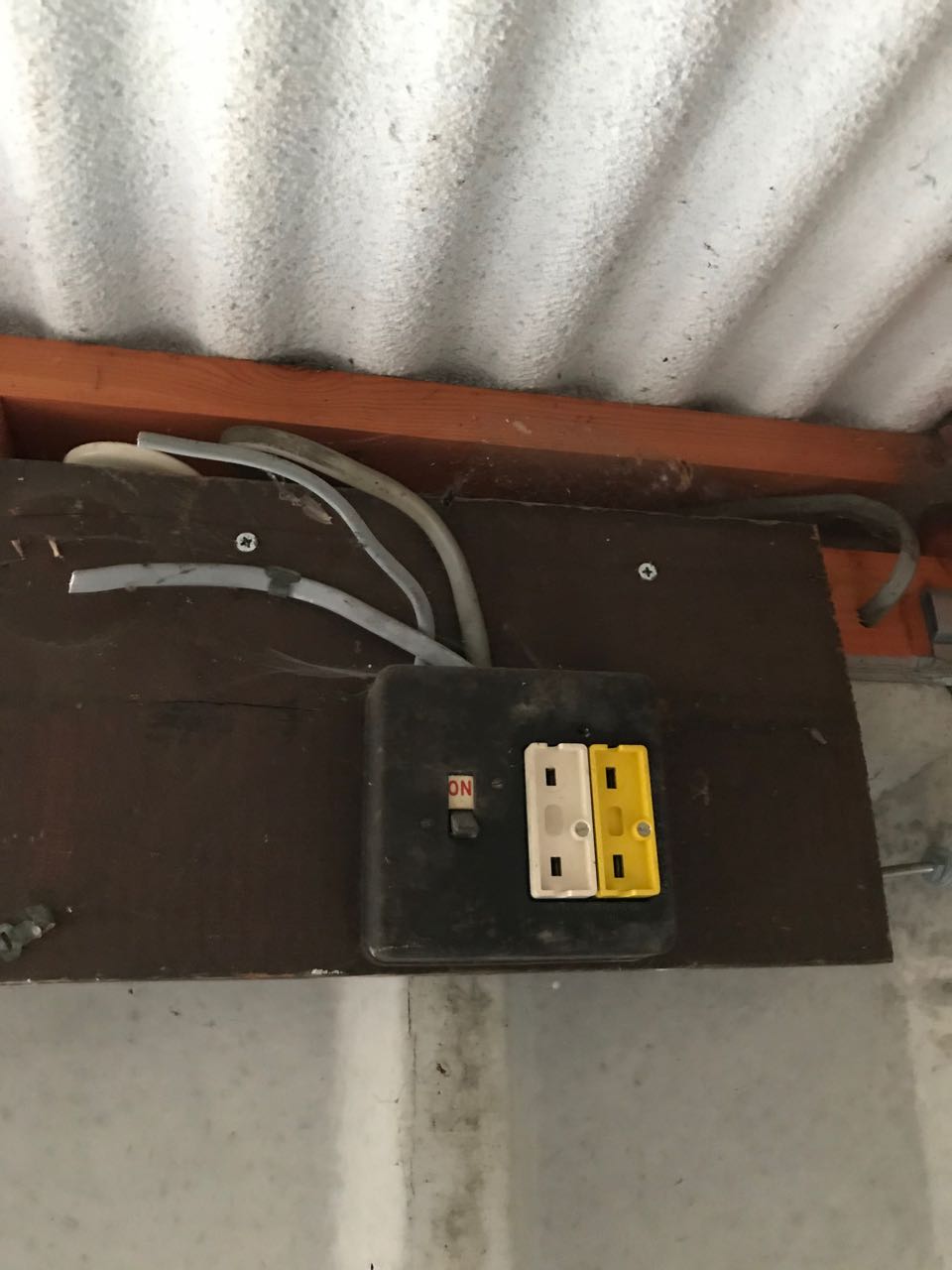 Old Garage Fuse Board